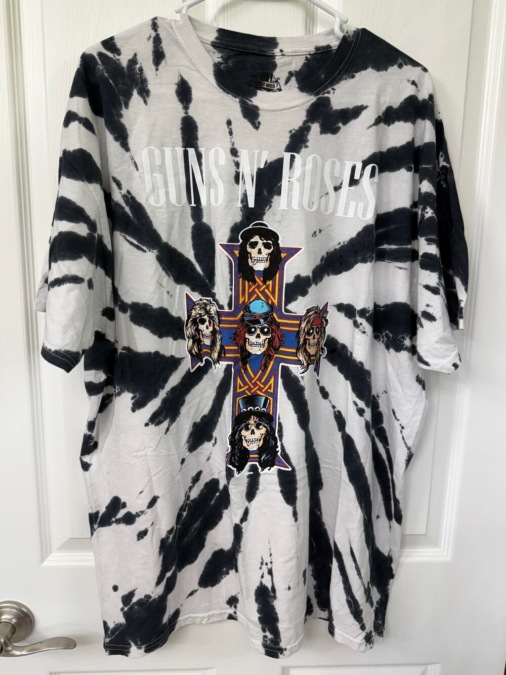 Guns N’ Roses Black & White Tie Dye T-shirt, Size 2XL